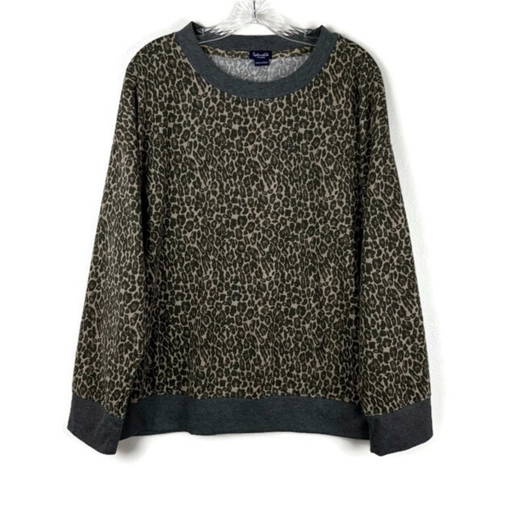 Splendid Wide Neck Long Sleeve Pullover Sweater in Leopard Print